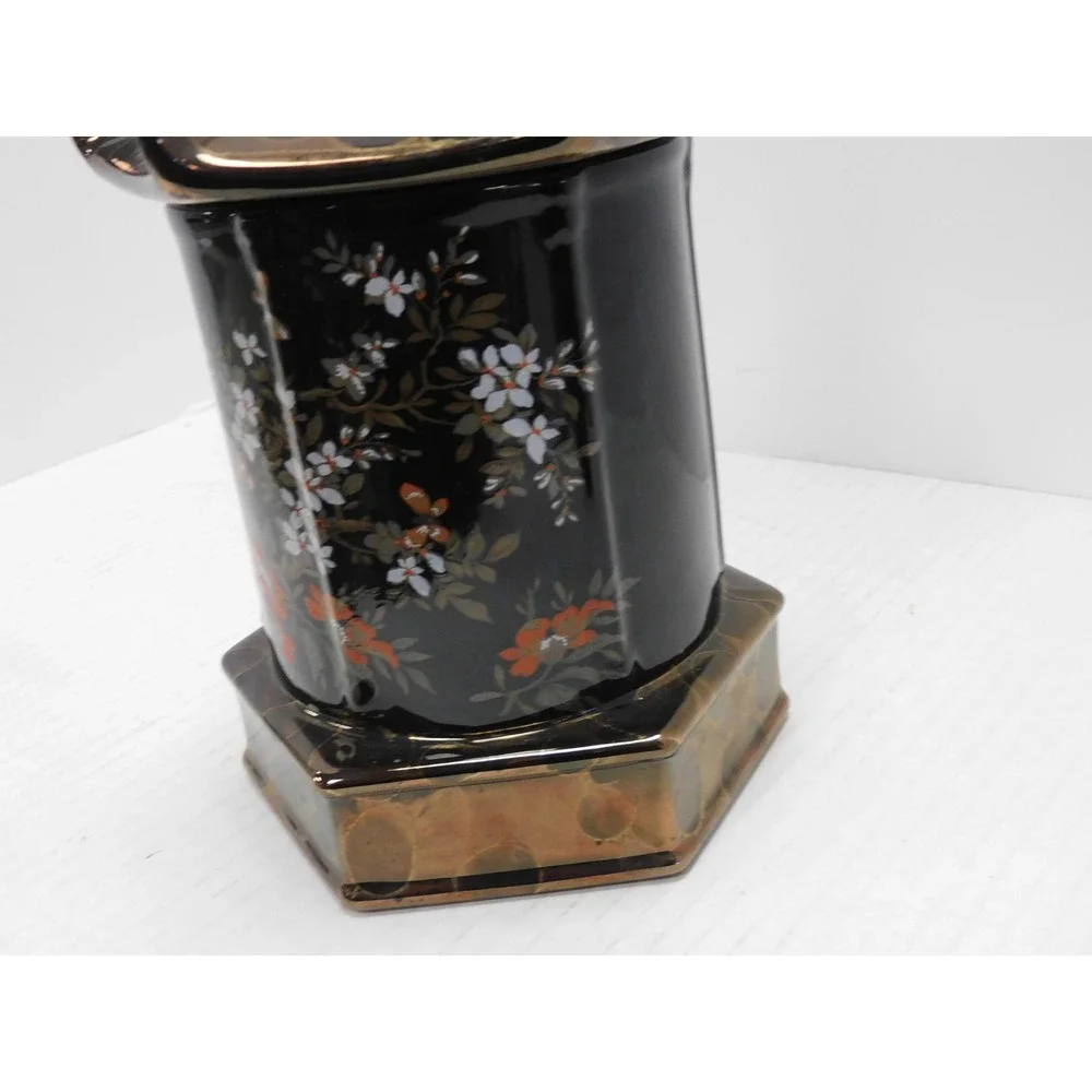 Ceramic Hand Painted Lidded Tea/Ginger Jar JC255